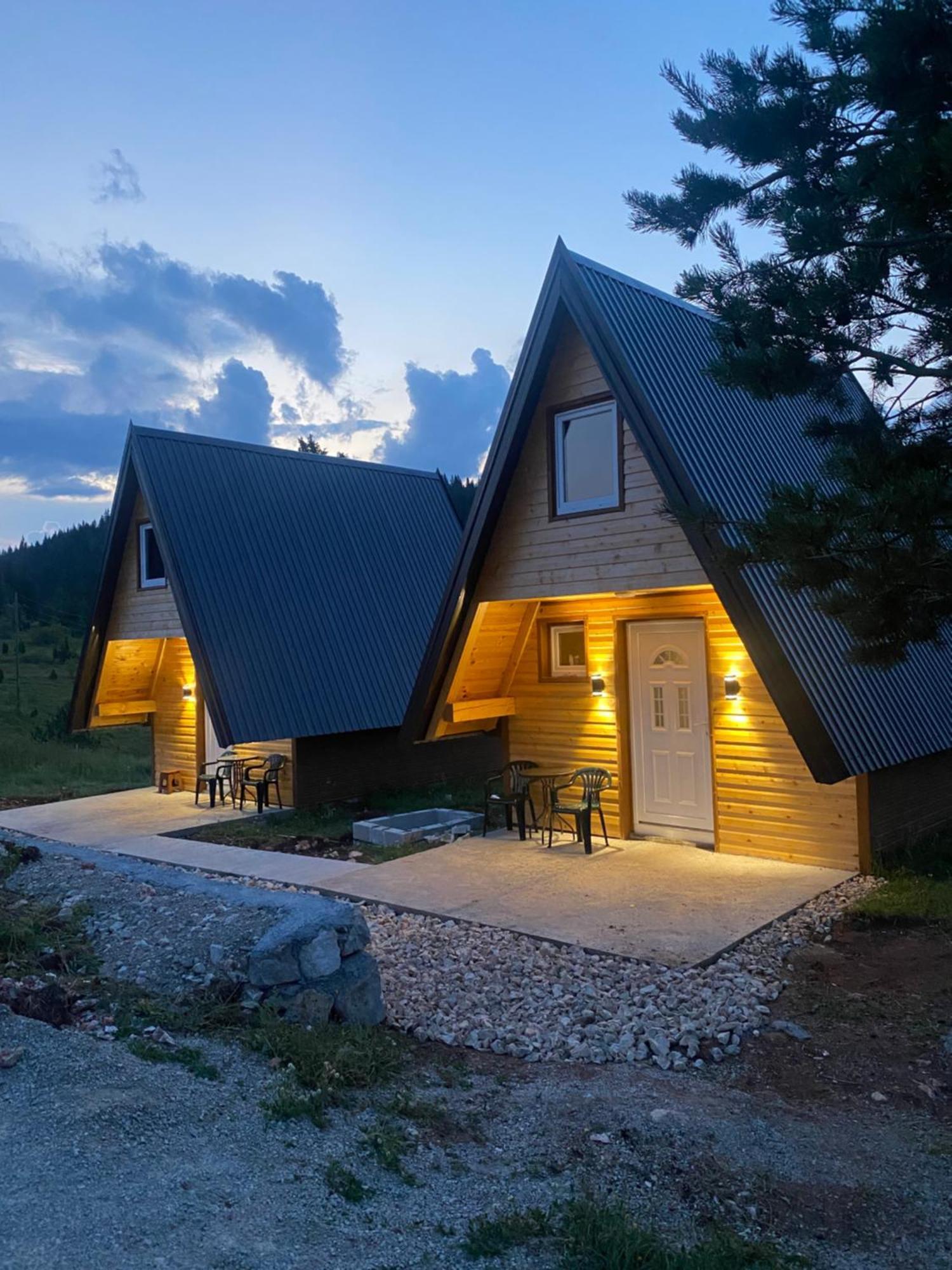 Mountain Paradise Cabins Zabljak (Zabljak) Ngoại thất bức ảnh